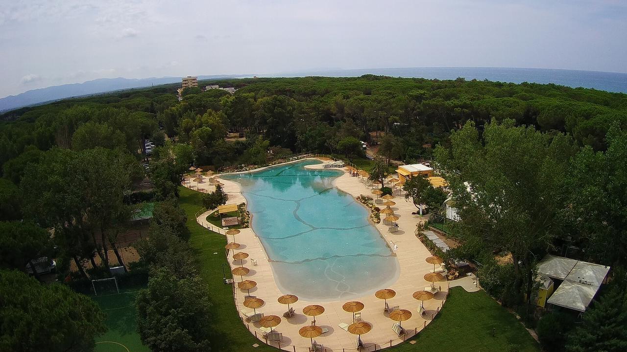מרינה די ביבונה Le Esperidi Camping Ecoresort מראה חיצוני תמונה