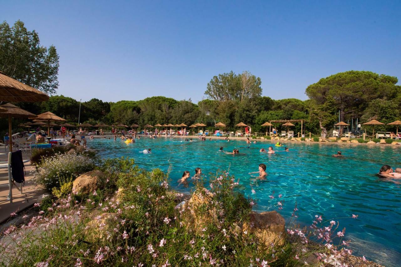 מרינה די ביבונה Le Esperidi Camping Ecoresort מראה חיצוני תמונה